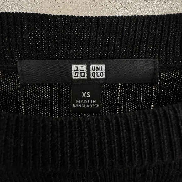 UNIQLO  Light Wool Blend Sweater in Black | size XS - Picture 5 of 6